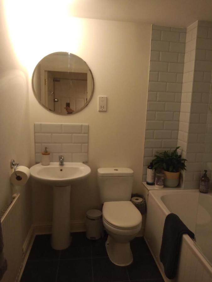 The Eaves, Glastonbury High Street 2 Bed 2 Bathroom Apartment Exterior photo