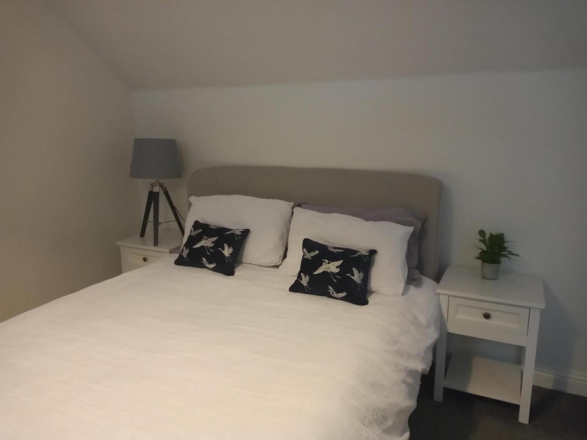 The Eaves, Glastonbury High Street 2 Bed 2 Bathroom Apartment Exterior photo